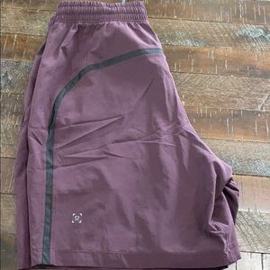 Lululemon short